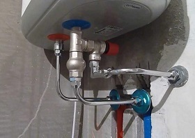 Установка водонагревателя в Бор